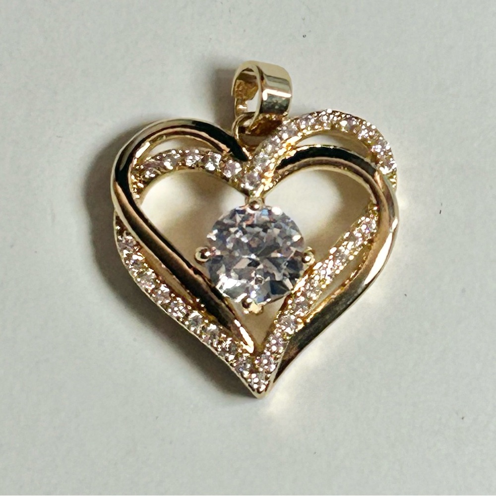 Gold Tone Heart and CZ Pendant (NWOT)